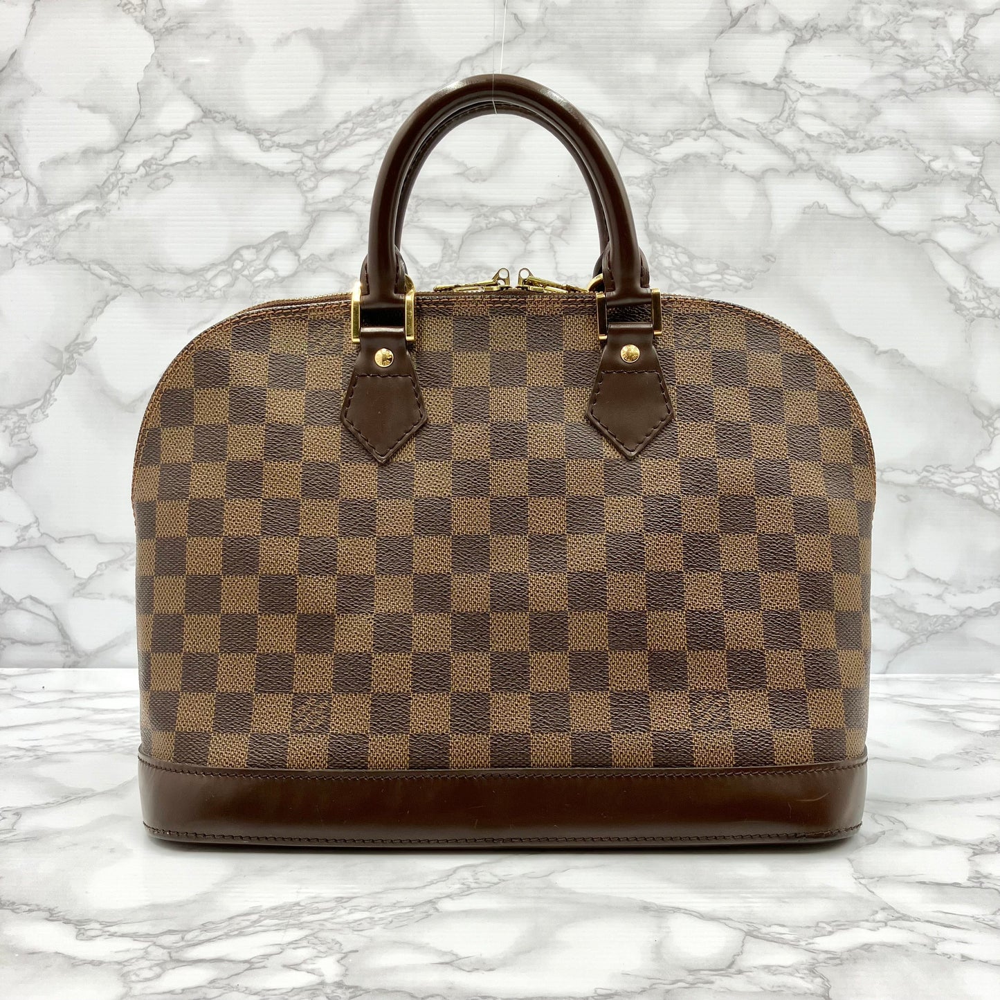 LOUIS VUITTON Damier Alma PM