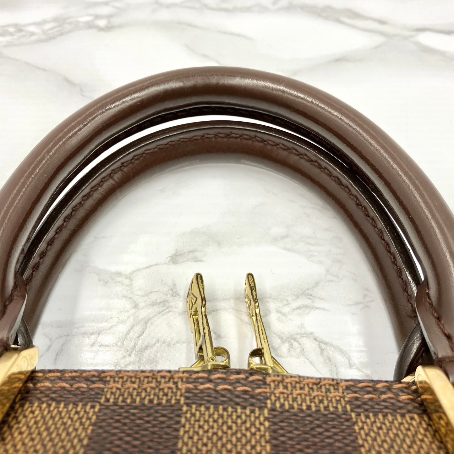 LOUIS VUITTON Damier Alma PM