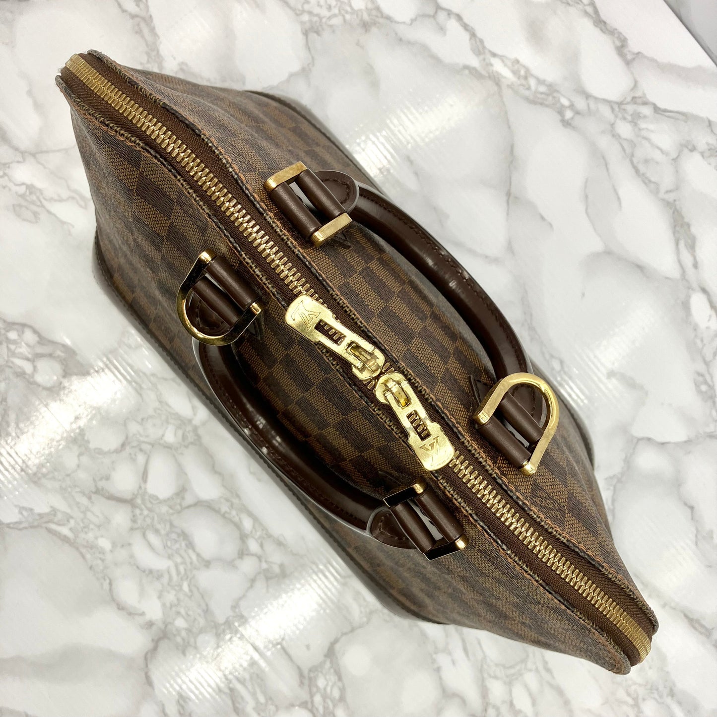 LOUIS VUITTON Damier Alma PM