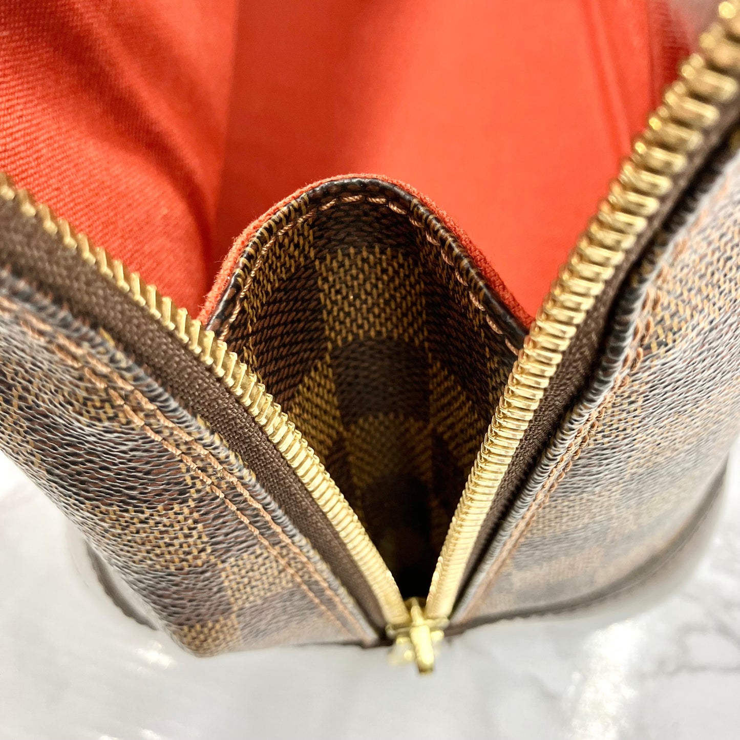 LOUIS VUITTON Damier Alma PM