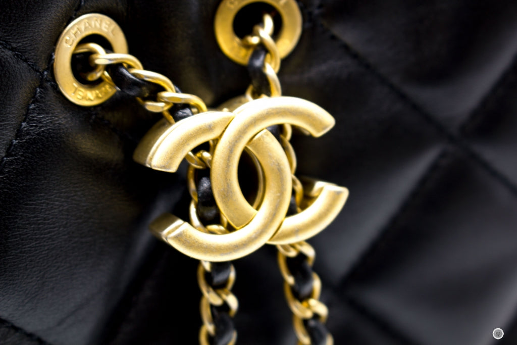 Chanel AS2859B06895 Bucket Bag With Imitation Pearls Black / 94305 Lambskin Shoulder Bags Gbhw