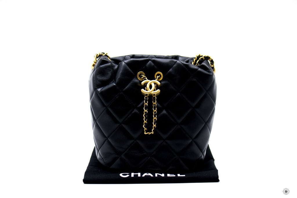 Chanel AS2859B06895 Bucket Bag With Imitation Pearls Black / 94305 Lambskin Shoulder Bags Gbhw