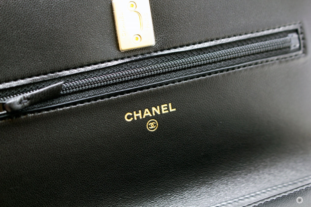 Chanel AP1450B02916 Wallet ON Chain WOC With Golden Pearl Crush Black / 94305 Lambskin Shoulder Bags Ghw