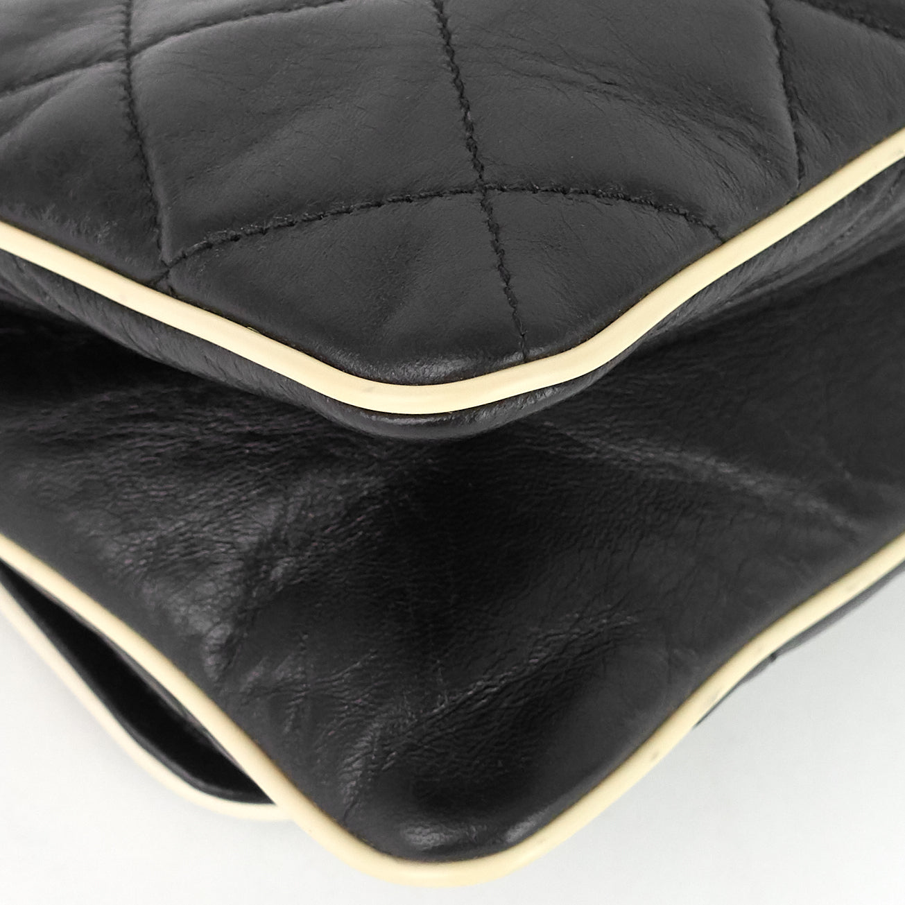 Reissue Lambskin Shoulder Bag