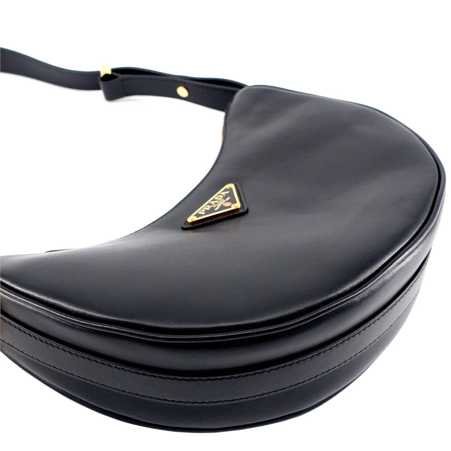 Arqué Calfskin Leather Shoulder Bag