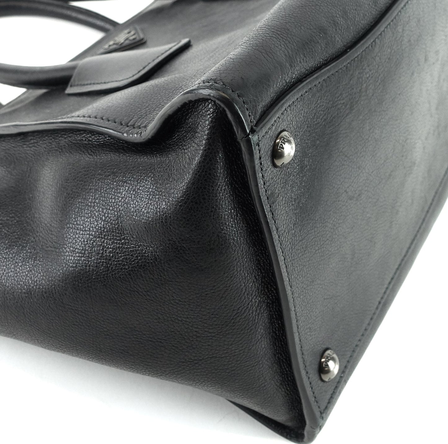 Twin Pocket Glazed Calf Leather Tote Bag