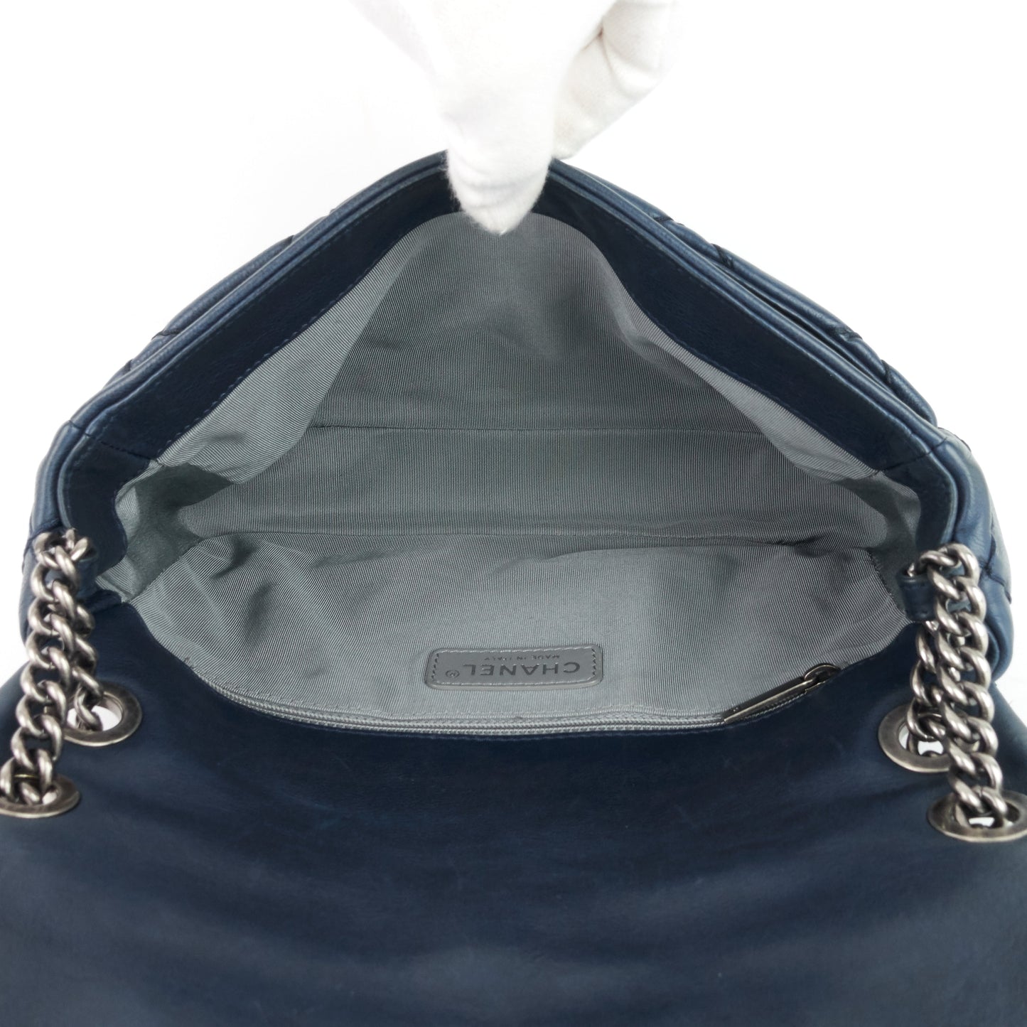 Ultimate Stitch Calfskin Shoulder Bag