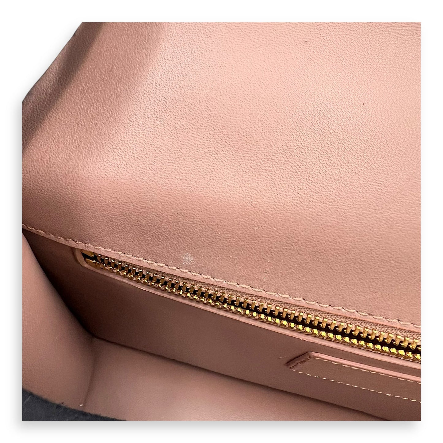 30 Montaigne Medium Shoulder bag in Calfskin, Gold Hardware