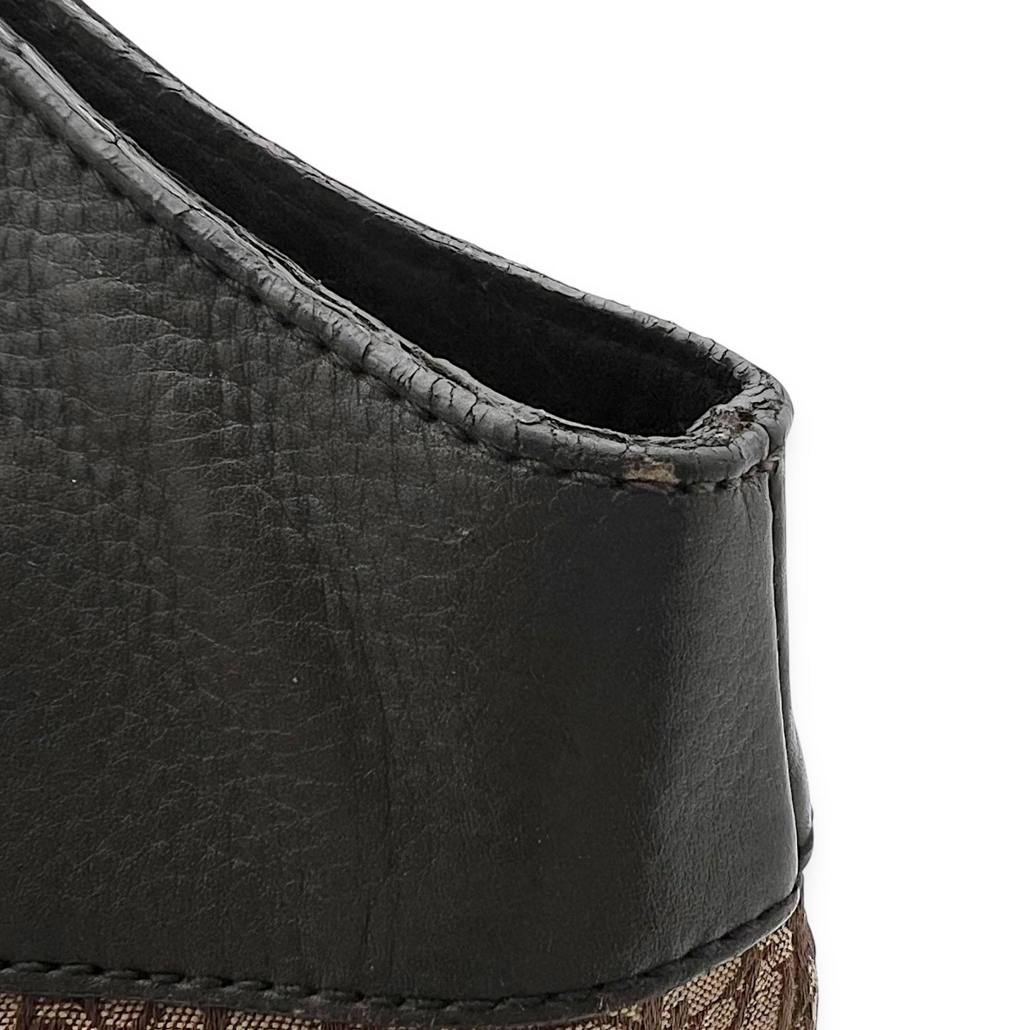 Street Chic Hobo Brown Shoulder Bag in Jacquard, Silver hardware