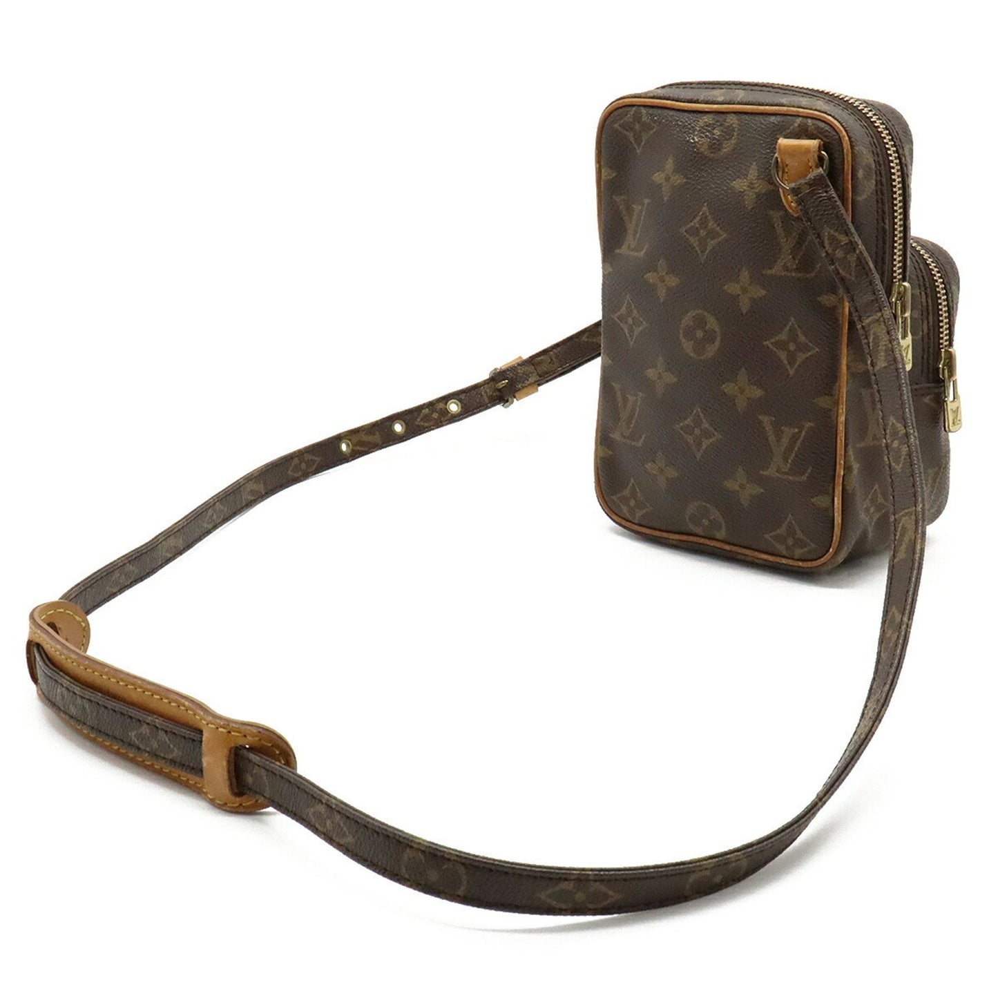 Louis Vuitton Amazon  Canvas Shoulder Bag ()