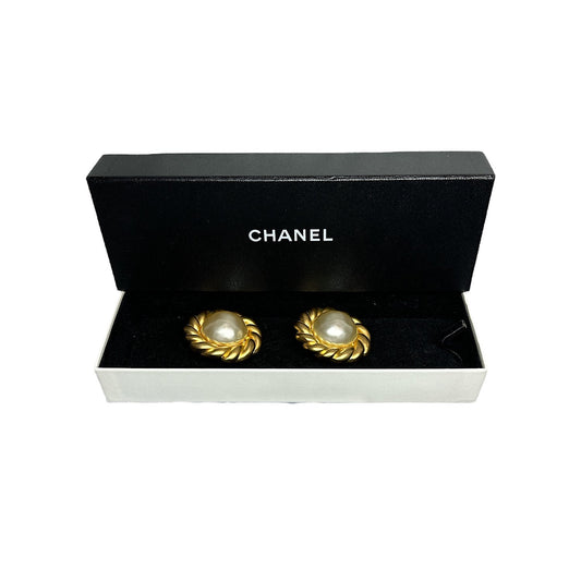 Vintage Chanel Mabe Pearl Earrings