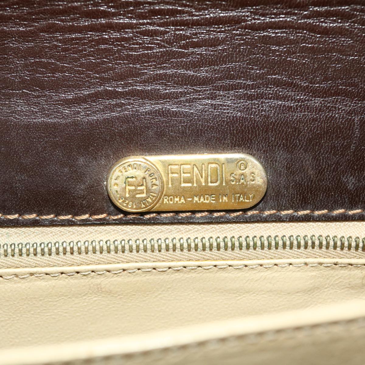 FENDI Shoulder Bag Leather Brown  ar9569