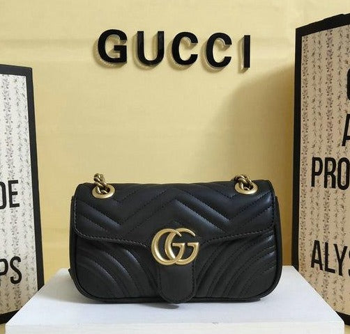 Women's Gucci GG Marmont matelassé mini bag