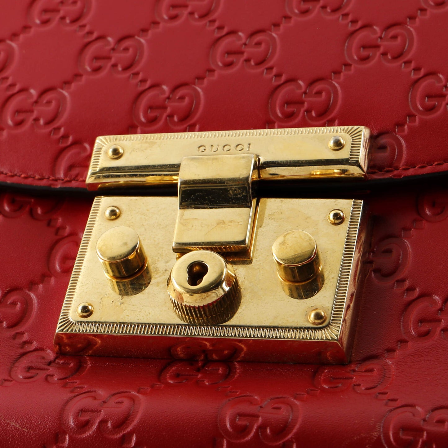 Padlock Saddle Shoulder Bag Guccissima Leather Medium