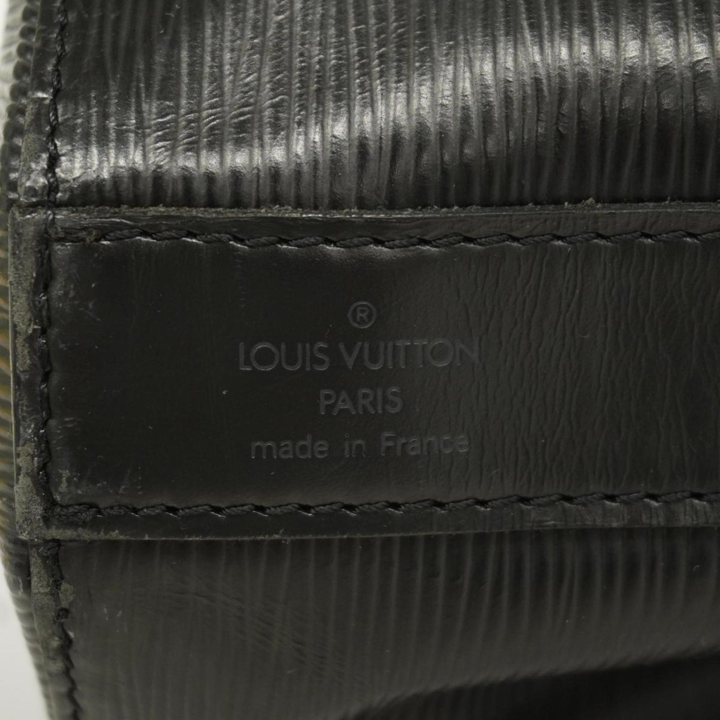 Louis Vuitton  Leather Shoulder Bag ()