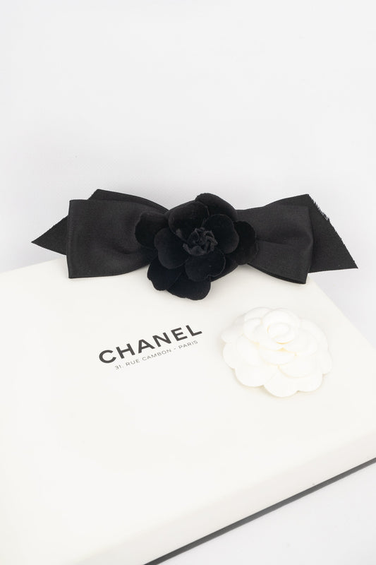 Accessoire de tête Chanel