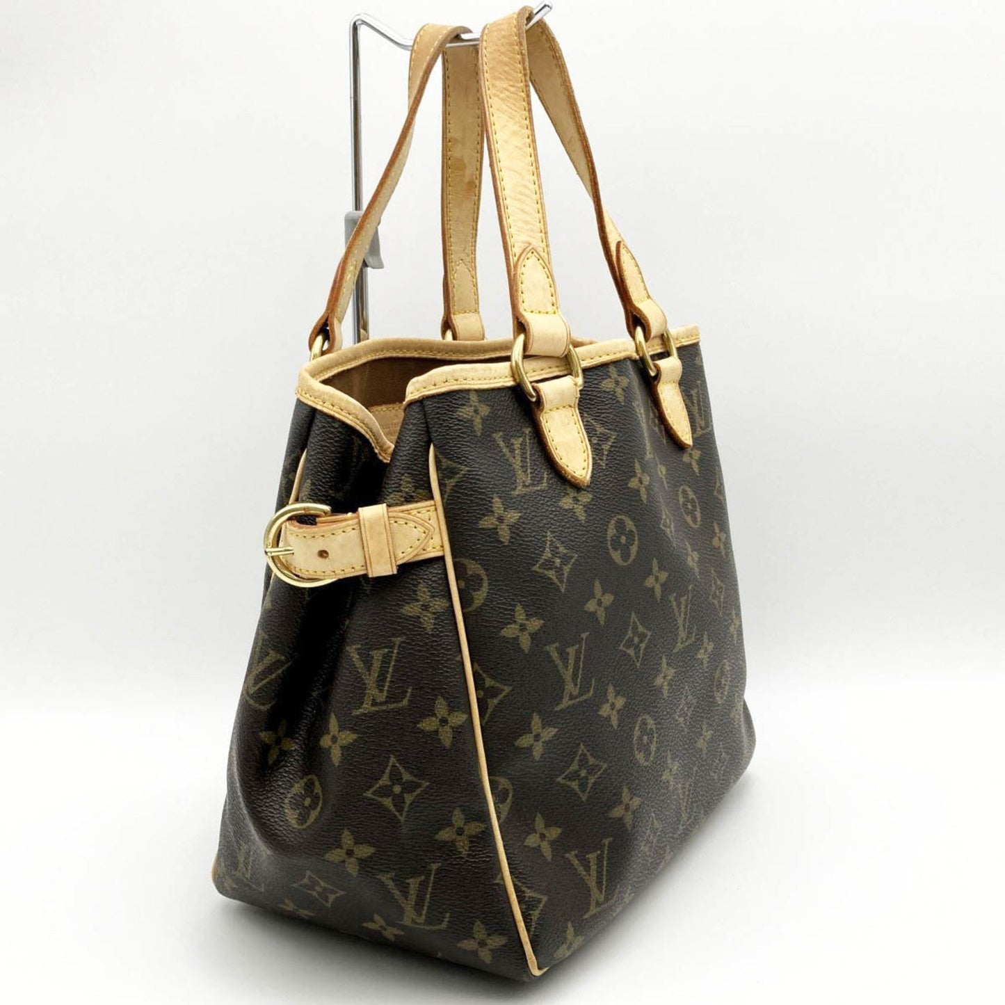 Louis Vuitton Batignolles  Canvas Shoulder Bag ()