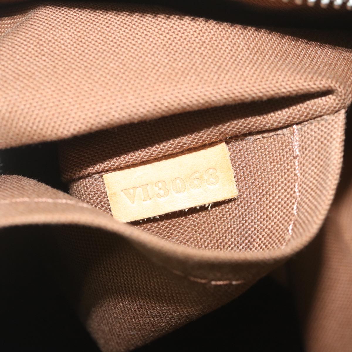 Louis Vuitton Odéon  Canvas Shoulder Bag ()