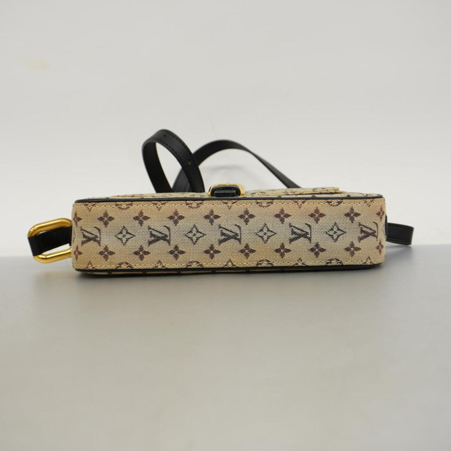 Louis Vuitton Juliette  Canvas Shoulder Bag ()