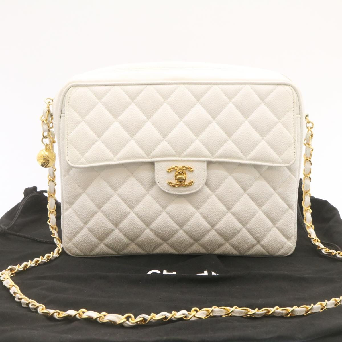 CHANEL Matelasse Chain Shoulder Bag Caviar Skin Gold White CC Auth am1370gA