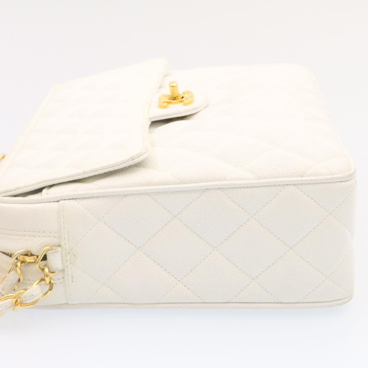 CHANEL Matelasse Chain Shoulder Bag Caviar Skin Gold White CC Auth am1370gA