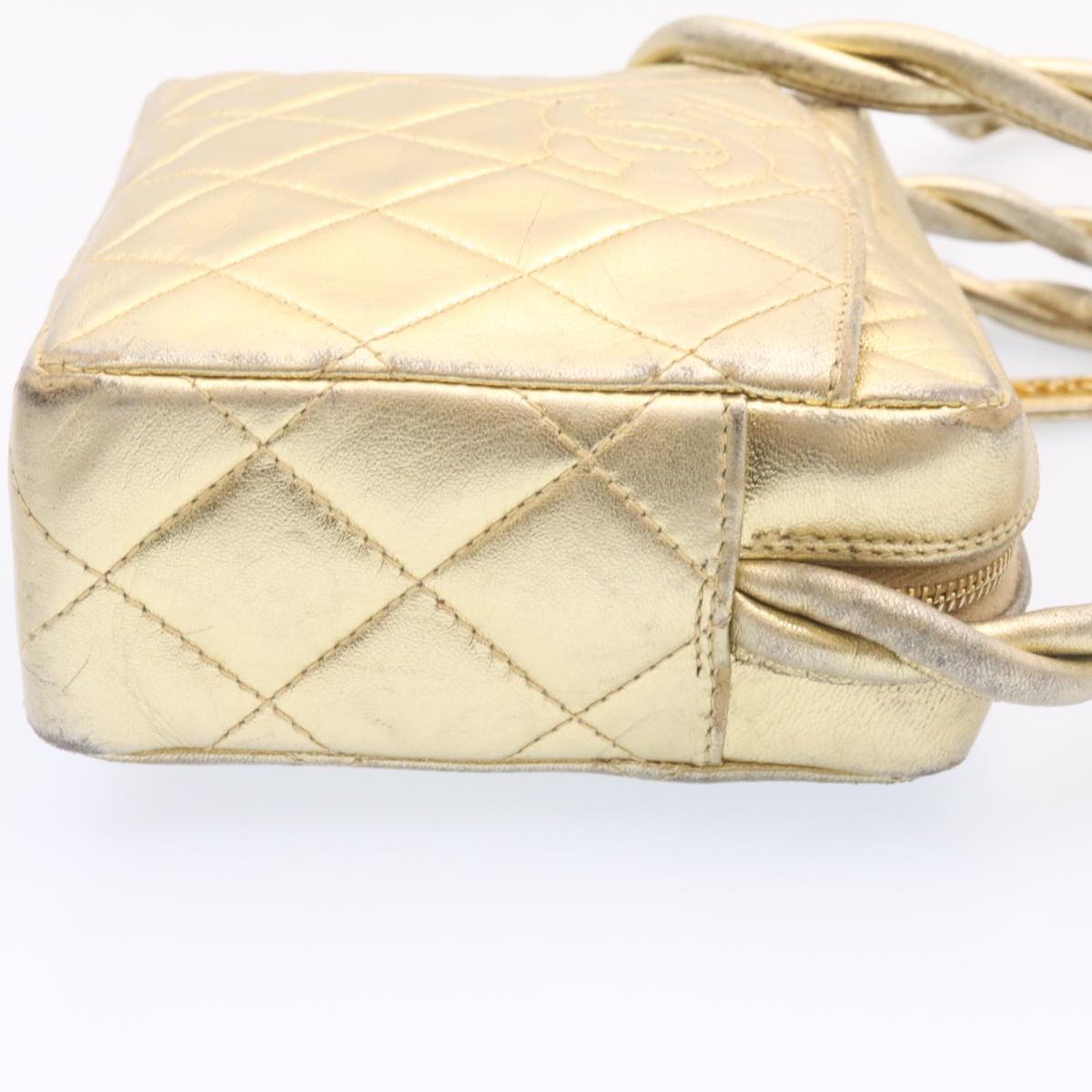 CHANEL Lamb Skin Matelasse Shoulder Bag Gold CC Auth am1684gA