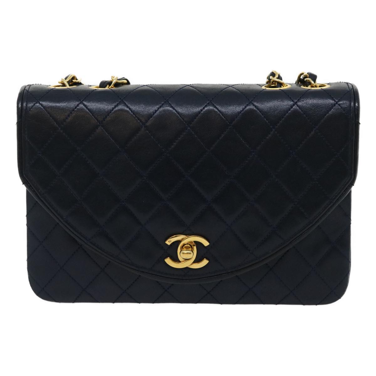 CHANEL Matelasse Chain Flap Shoulder Bag Lamb Skin Navy Gold CC Auth am2602gA