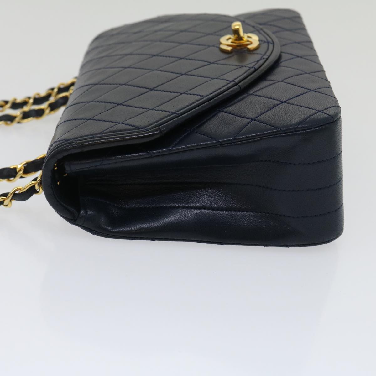 CHANEL Matelasse Chain Flap Shoulder Bag Lamb Skin Navy Gold CC Auth am2602gA