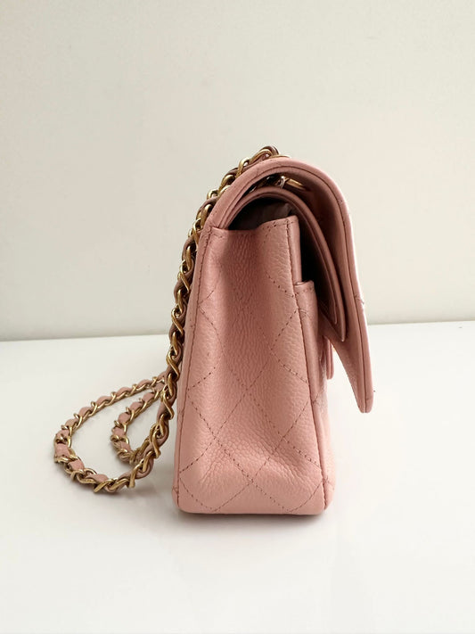 Vintage CHANEL Medium Classic Double Flap Pink Caviar GHW