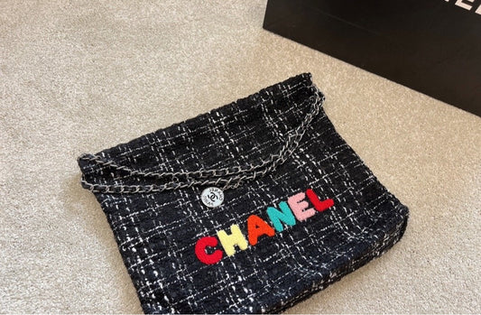 New Chanel woman shoulder handbag