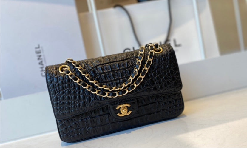 Woman Chanel black Handbag