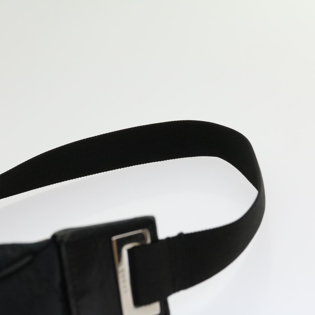 GUCCI GG Canvas Shoulder Bag Black  ki2082