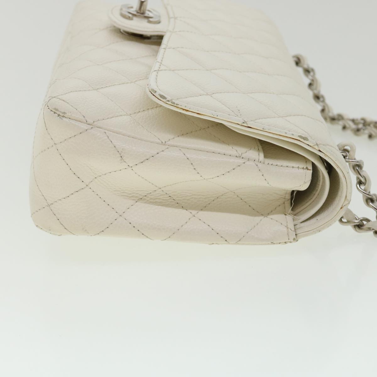 CHANEL Matelasse Double Flap Chain Shoulder Bag Caviar Skin White CC Auth knn085