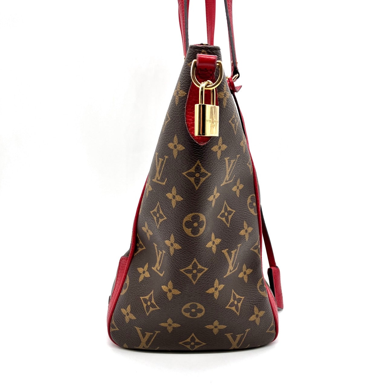 LOUIS VUITTON Estrella Shoulder bag