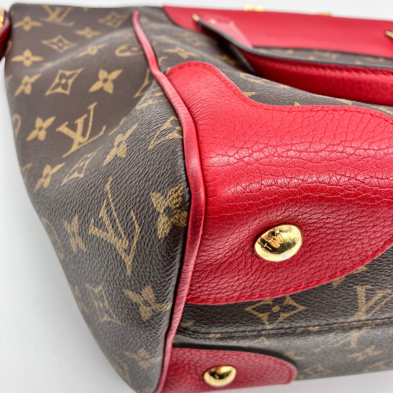 LOUIS VUITTON Estrella Shoulder bag