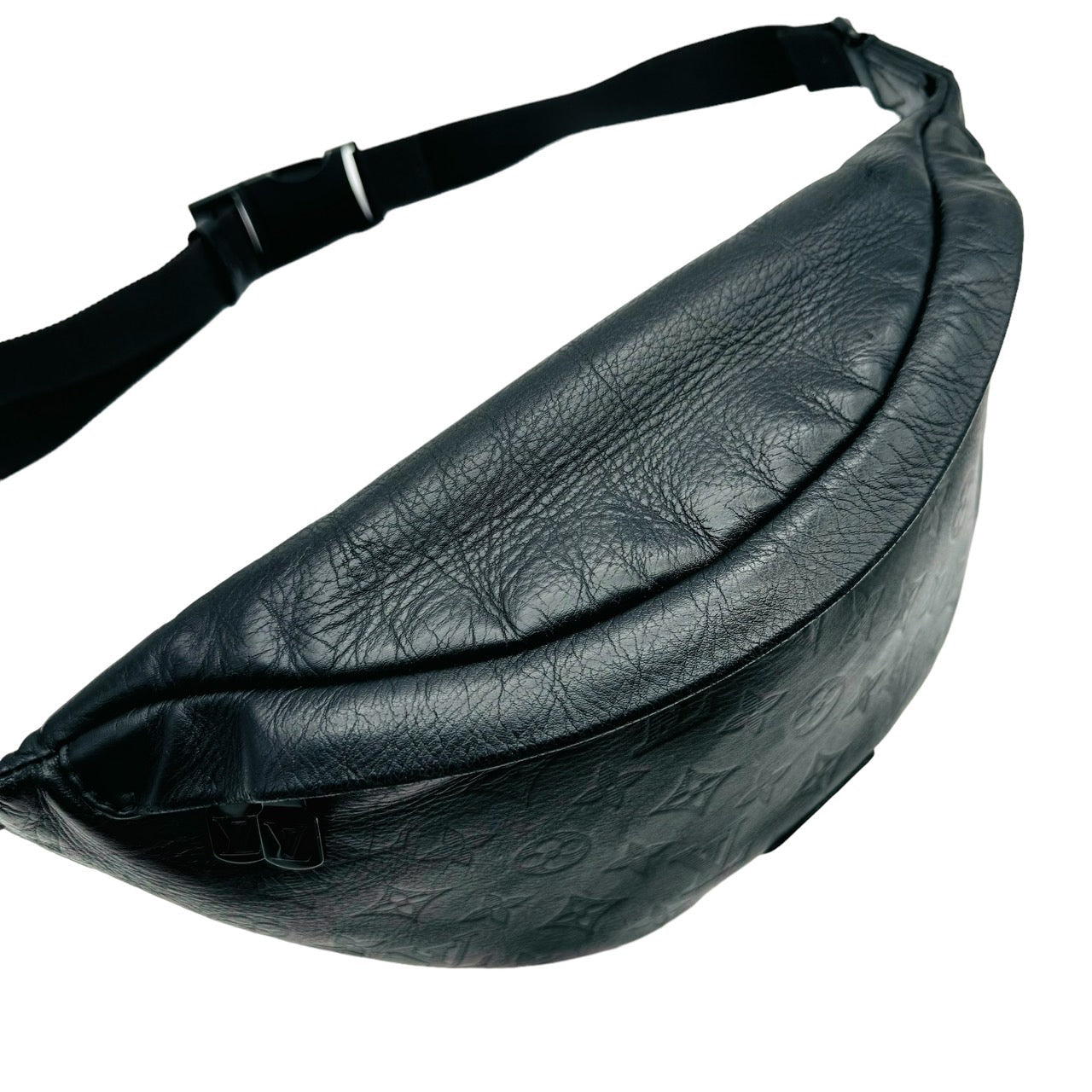 LOUIS VUITTON Bum Bag Monogram Shadow Discovery