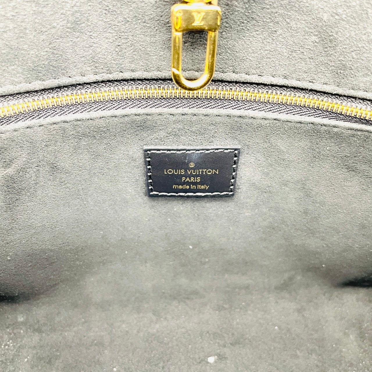 LOUIS VUITTON On the Go PM RFID IC chip shoulder bag