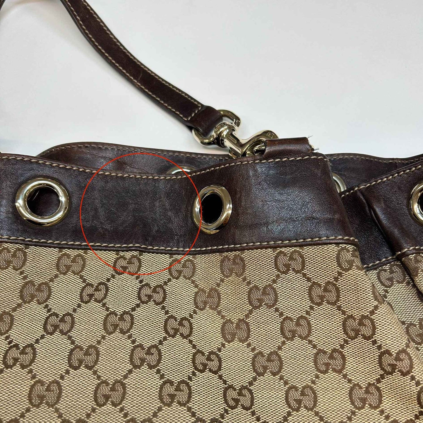 Women's Gg Supreme Handbag Beige