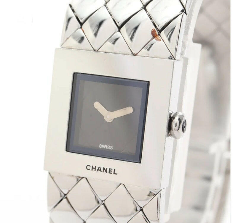 Chanel Matelassé Quartz Silver Watch 15cm Strap.