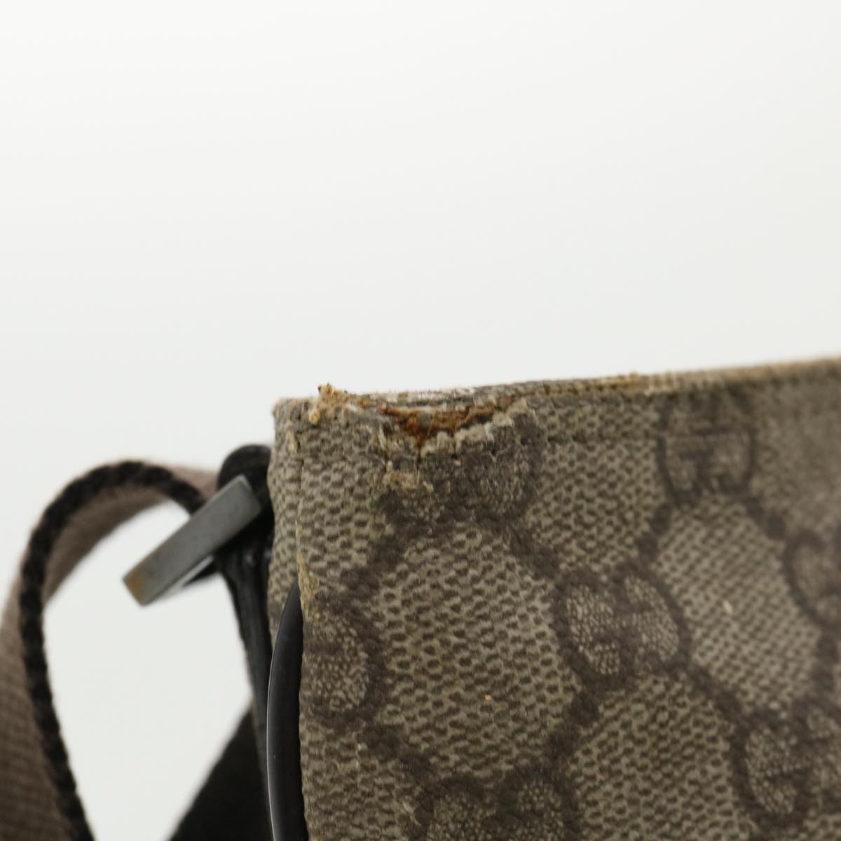 GUCCI GG Canvas Shoulder Bag Beige 141198  ro852