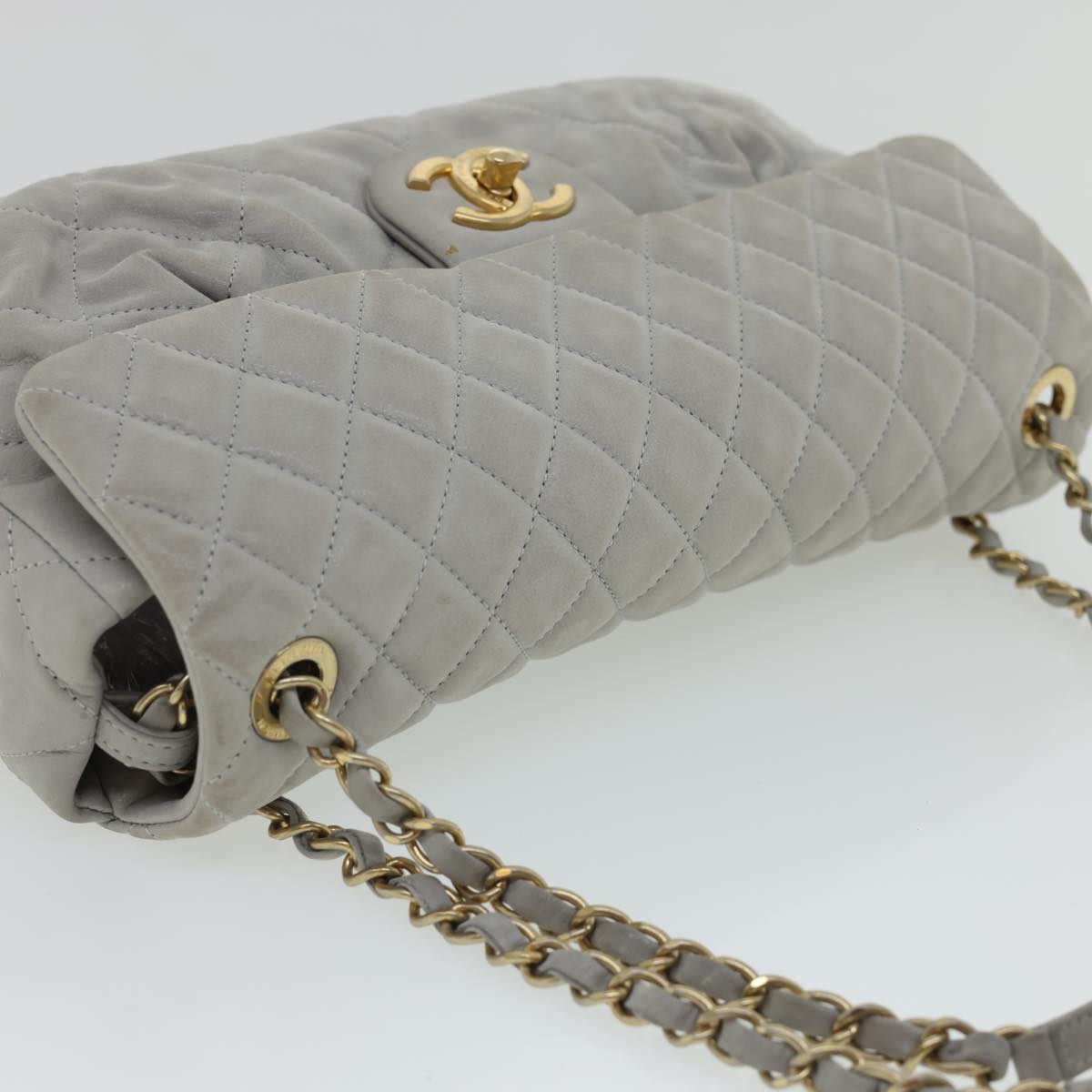 CHANEL Lamb Skin Matelasse Double Chain Shoulder Bag Gray CC Auth am1097g