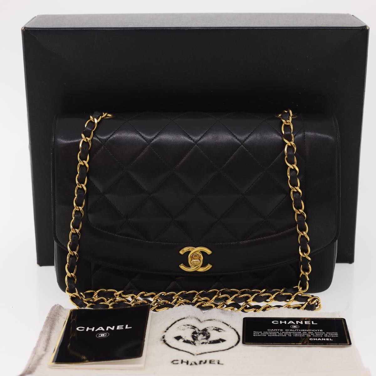 CHANEL Chain Turn Lock Diana Matelasse Shoulder Bag Lamb Skin Black Auth rz036A