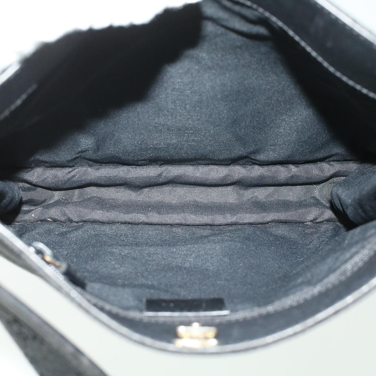 GUCCI GG Canvas Shoulder Bag Black 91762  yk7260