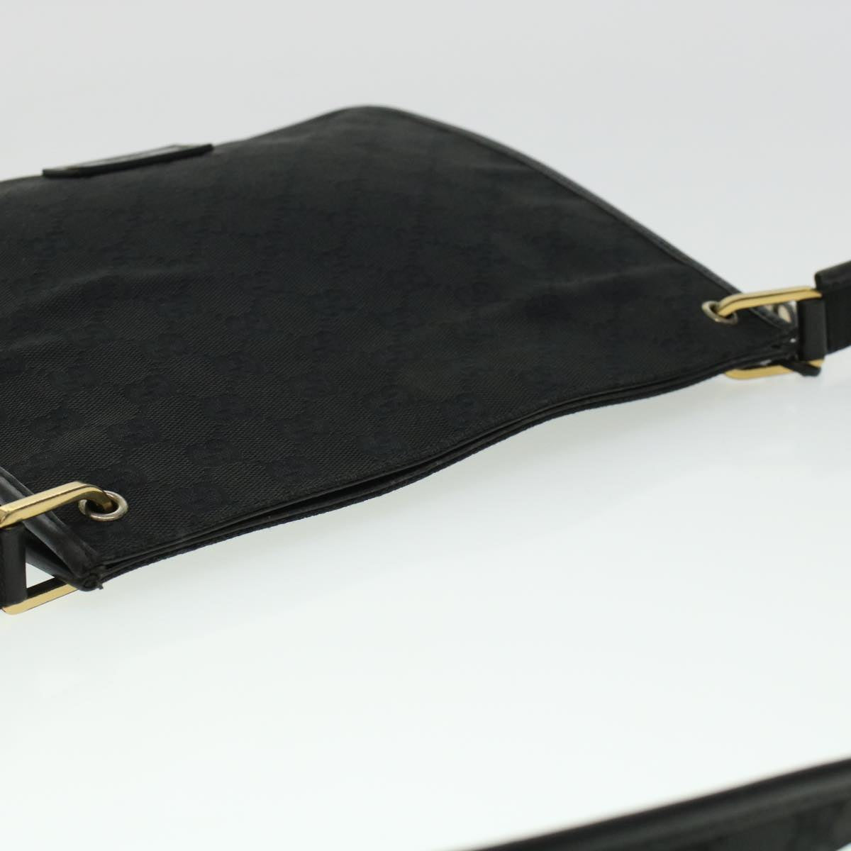 GUCCI GG Canvas Shoulder Bag Black 91762  yk7260